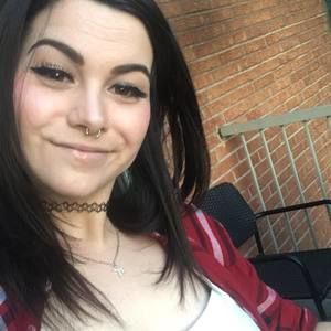 Meet your Posher, Kendra